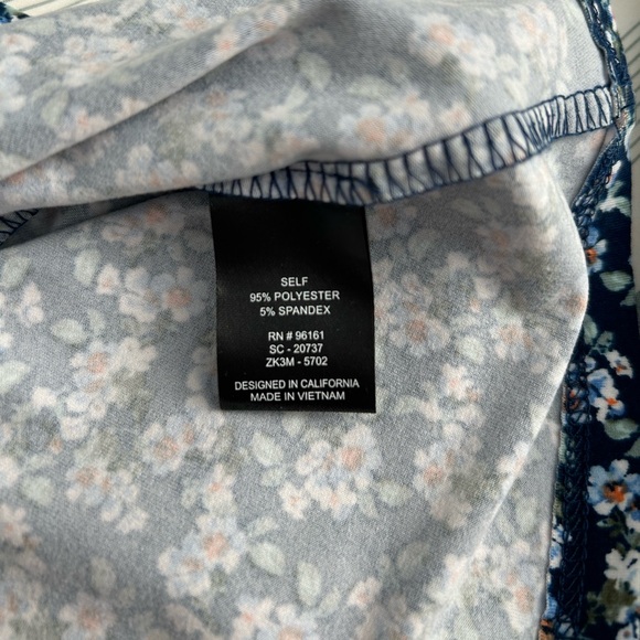 Macy’s bebop blue floral print dress - Picture 4 of 5